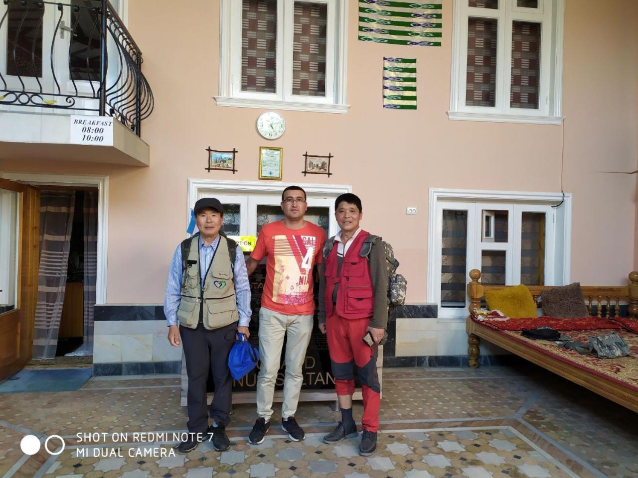 Nursultan Grand Guest House Samarkand Esterno foto